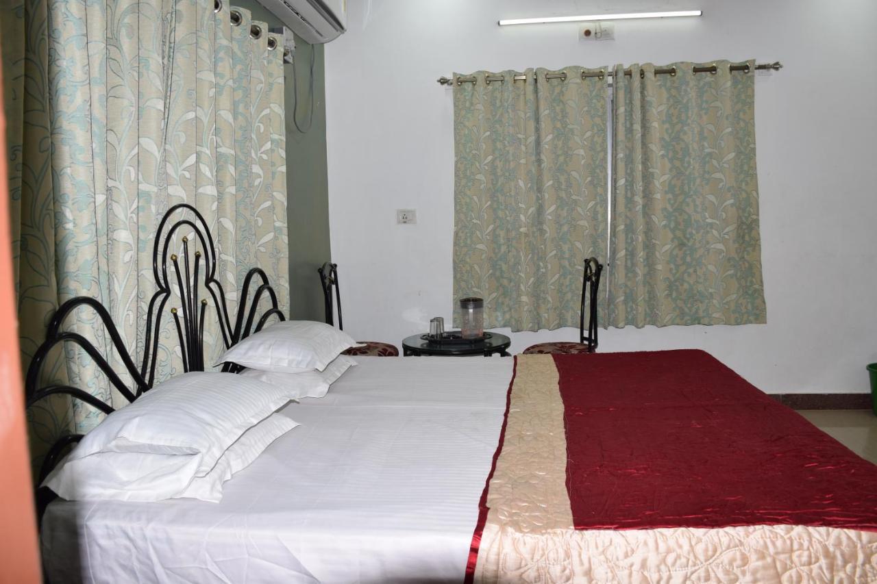 Hotel Deep Valley Ábú-hegy Kültér fotó