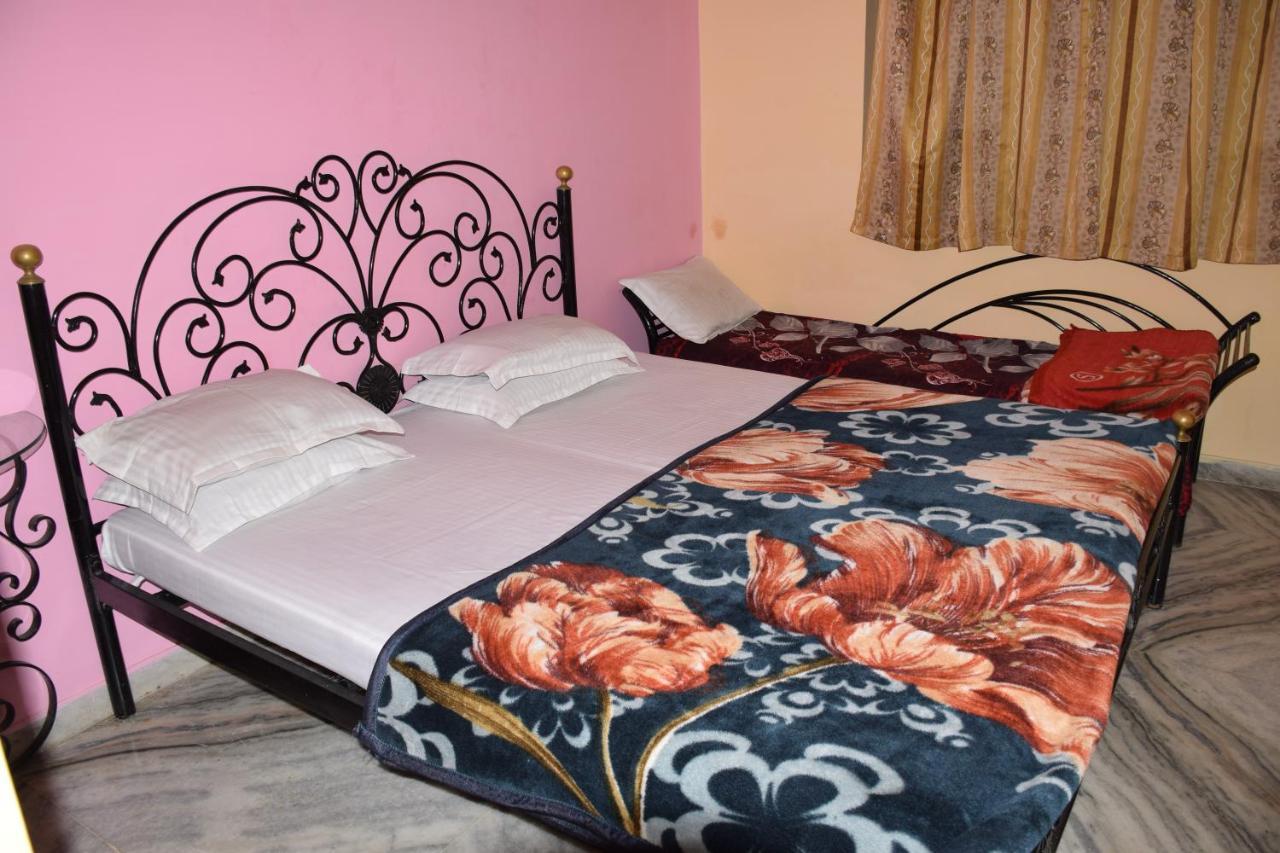 Hotel Deep Valley Ábú-hegy Kültér fotó